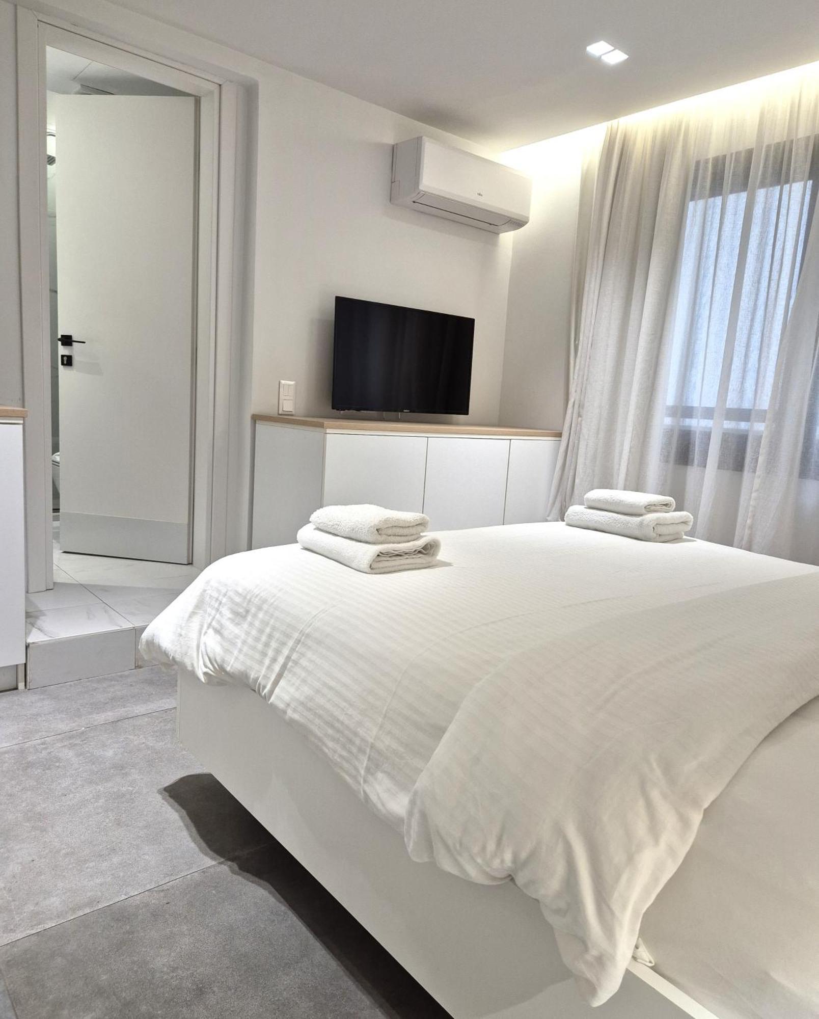 The Dazzling Glimpse Acropolis Suites Atény Exteriér fotografie